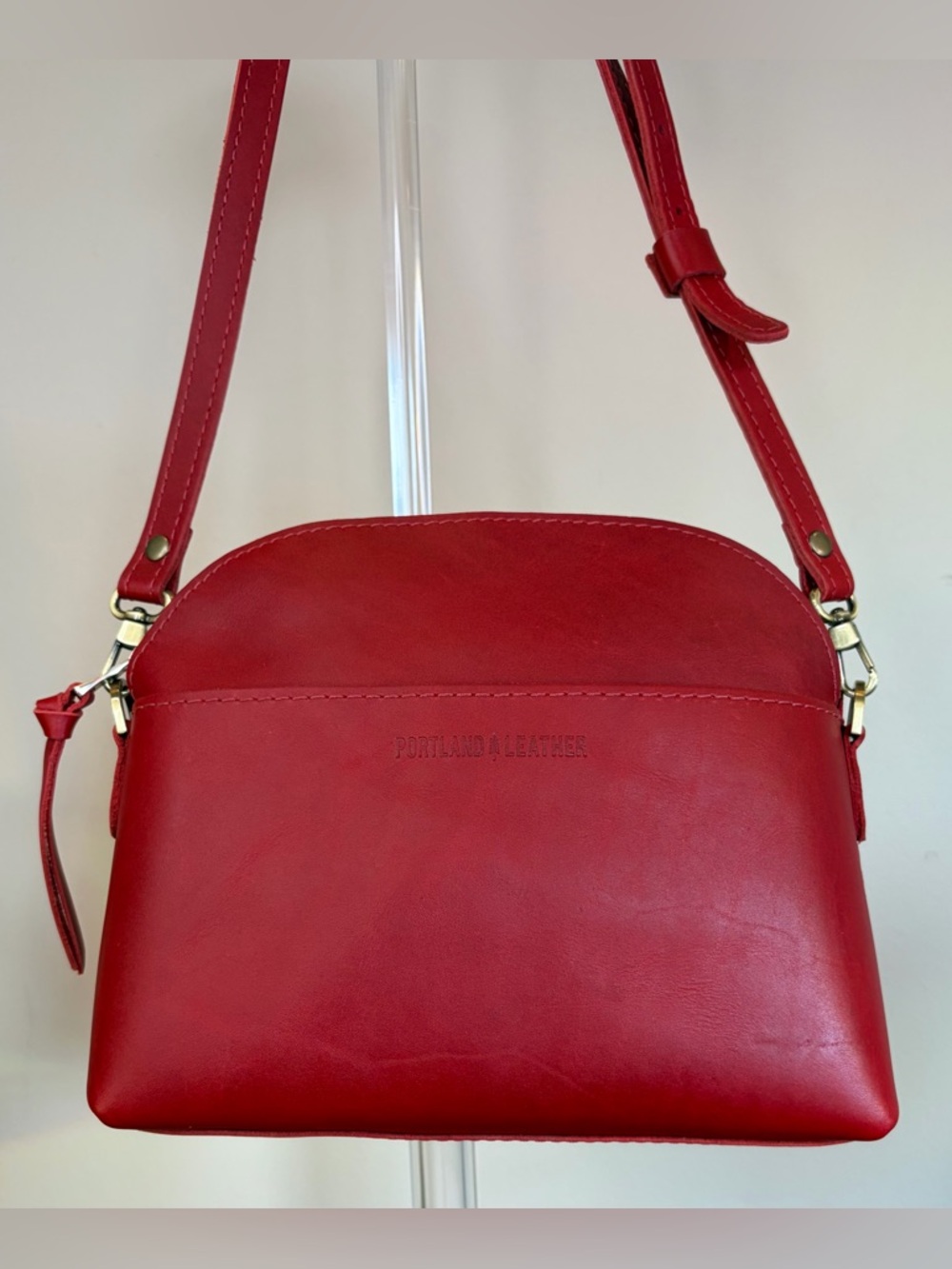 Portland Leather Eclipse Ruby Red Crossbody NWOT - image 3